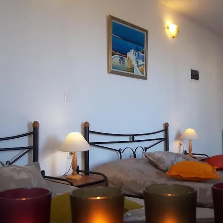 Agapi Karterados (Santorini)