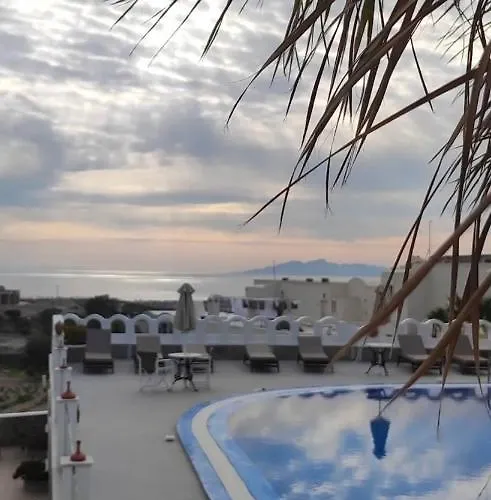 Agapi 3* Karterados (Santorini)