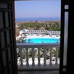 Agapi 3*