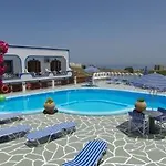 Hotel Agapi Karterados (Santorini)