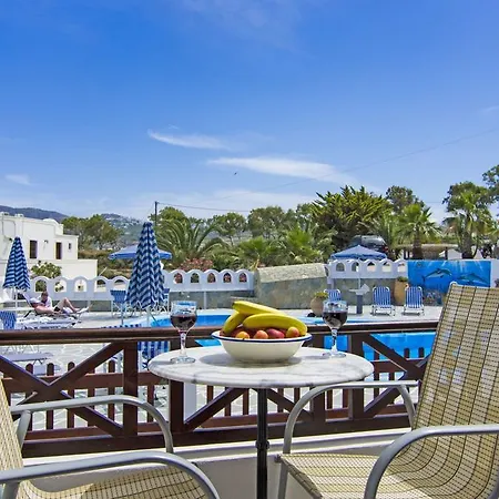 Agapi Hotel 3*