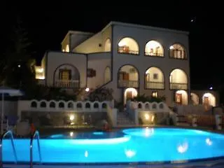 Agapi Karterados (Santorini)